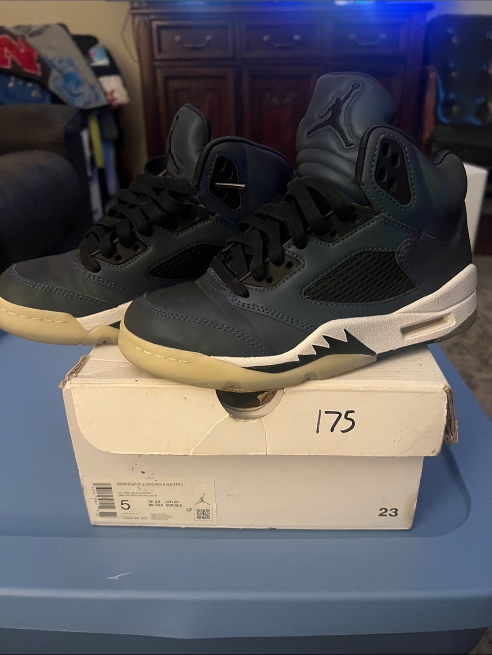 Jordan 5 Women's Oil Grey Black and White Retro Basketball Sneakers